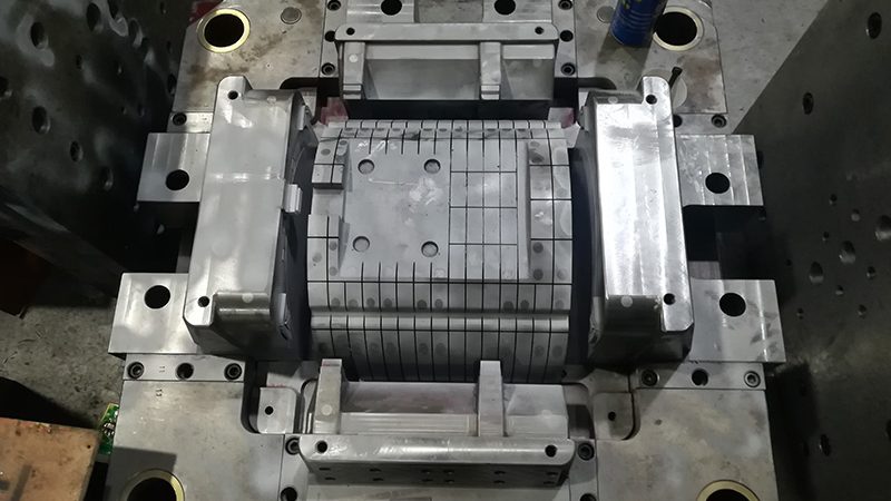 上海精密模具生产：揭秘精密模具的制造奥秘
