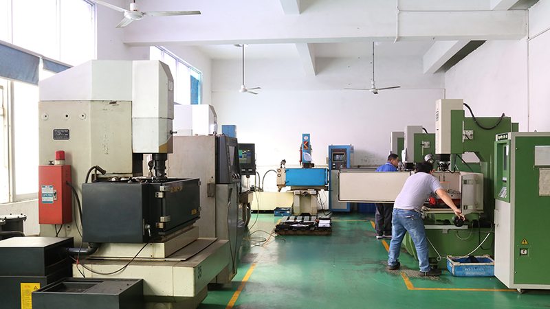 双色模具厂技术标准解析：如何确保模具品质与效率