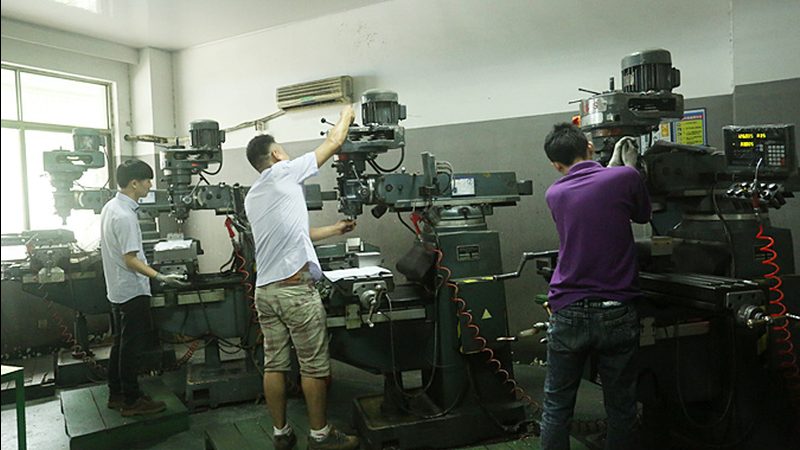 吸塑模具制造：从材料选择到工艺流程解析**